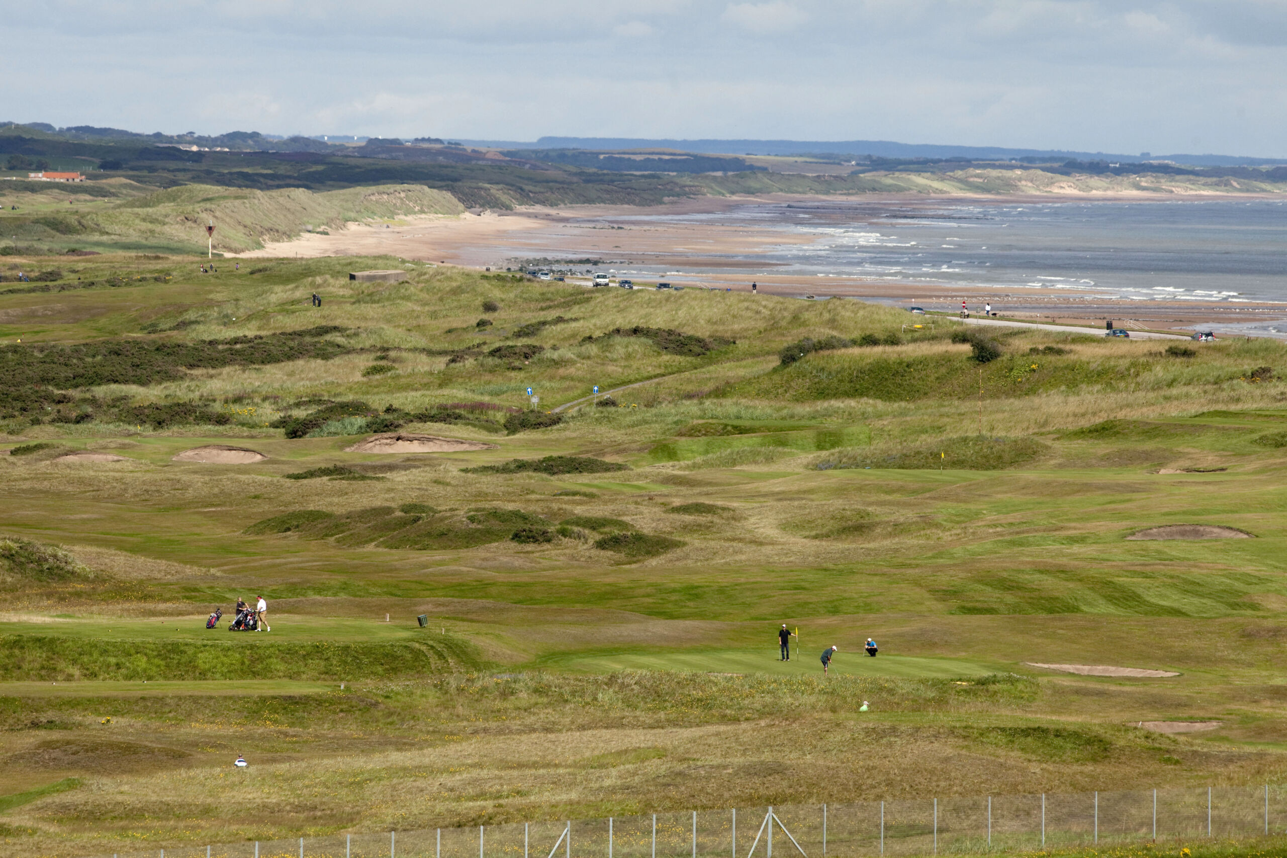 The King's Links Golf Course, running parallel to the beach front at Aberdeen